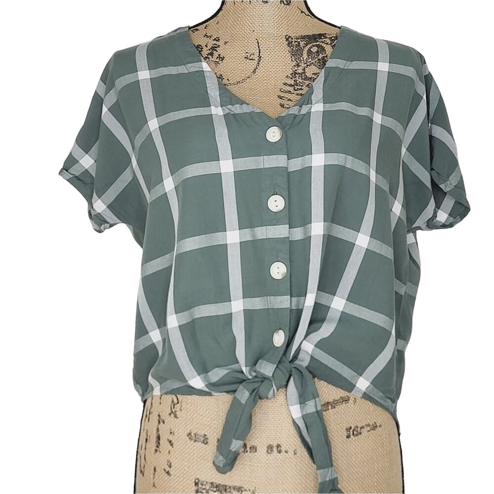 Universal Thread Green White Plaid Button Up Tie … - image 4